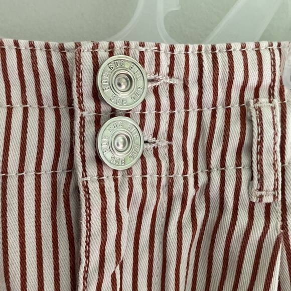 Urban Outfitters red and cream striped nautical shorts size small - Picture 2 of 4